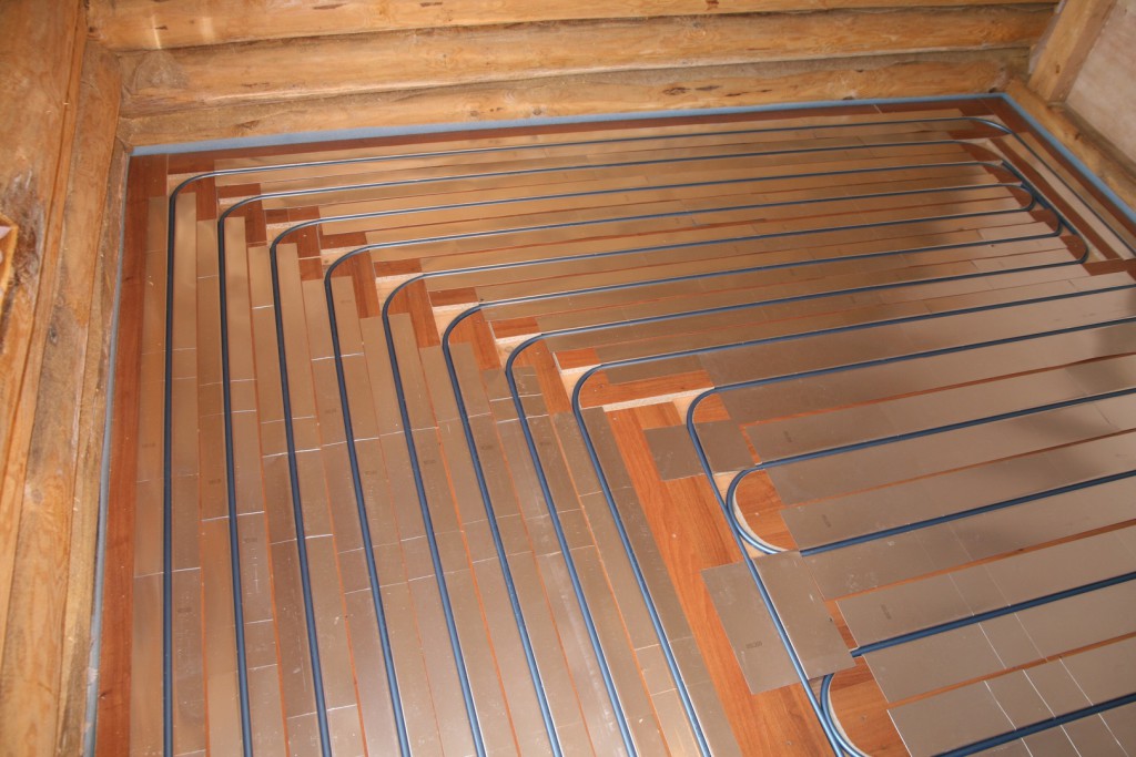 Ціни на укладання теплої підлоги безпосередньо залежить від складності розводки / підключення системи і площі приміщення, а також потреби зміцнення стяжкою